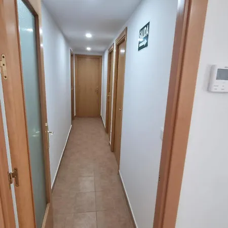 Moderno 3 Dormitorios, Garaje Y Piscina Apartment *
